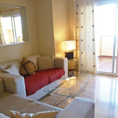 Beautiful In Mijas Costa With 2 Bedrooms, Wifi&outdoor Swimming Pool