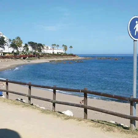 Apartment Beautiful In Mijas Costa With 2 Bedrooms, Wifi And Outdoor Swimming Pool